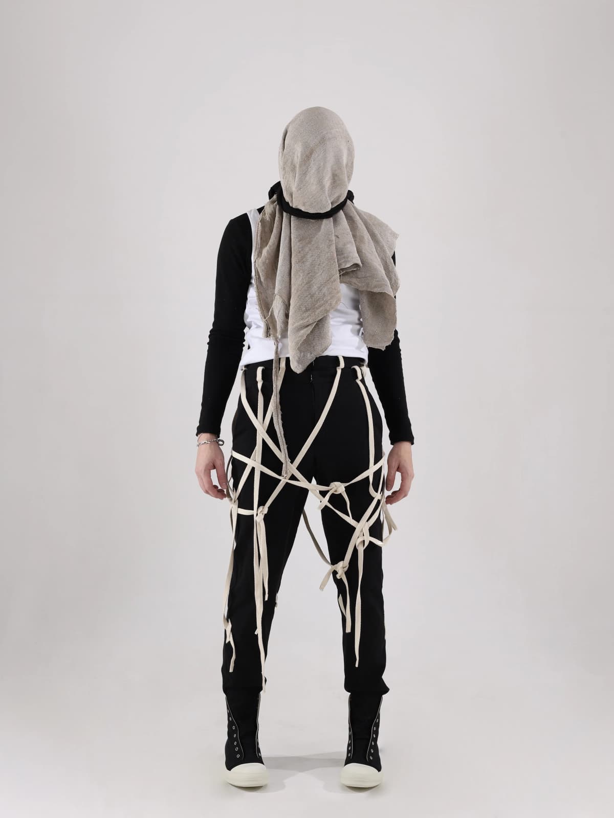 DAÉVON trousers