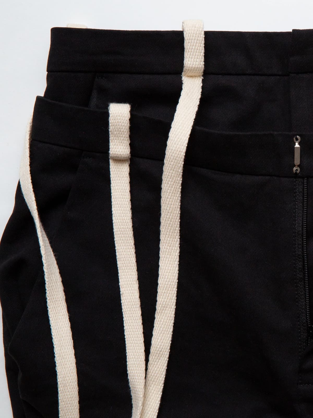 DAÉVON trousers 4