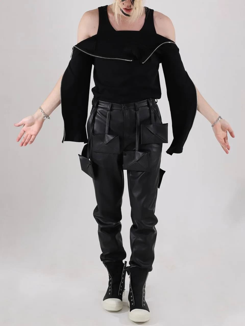 Hyde Turtleneck 3