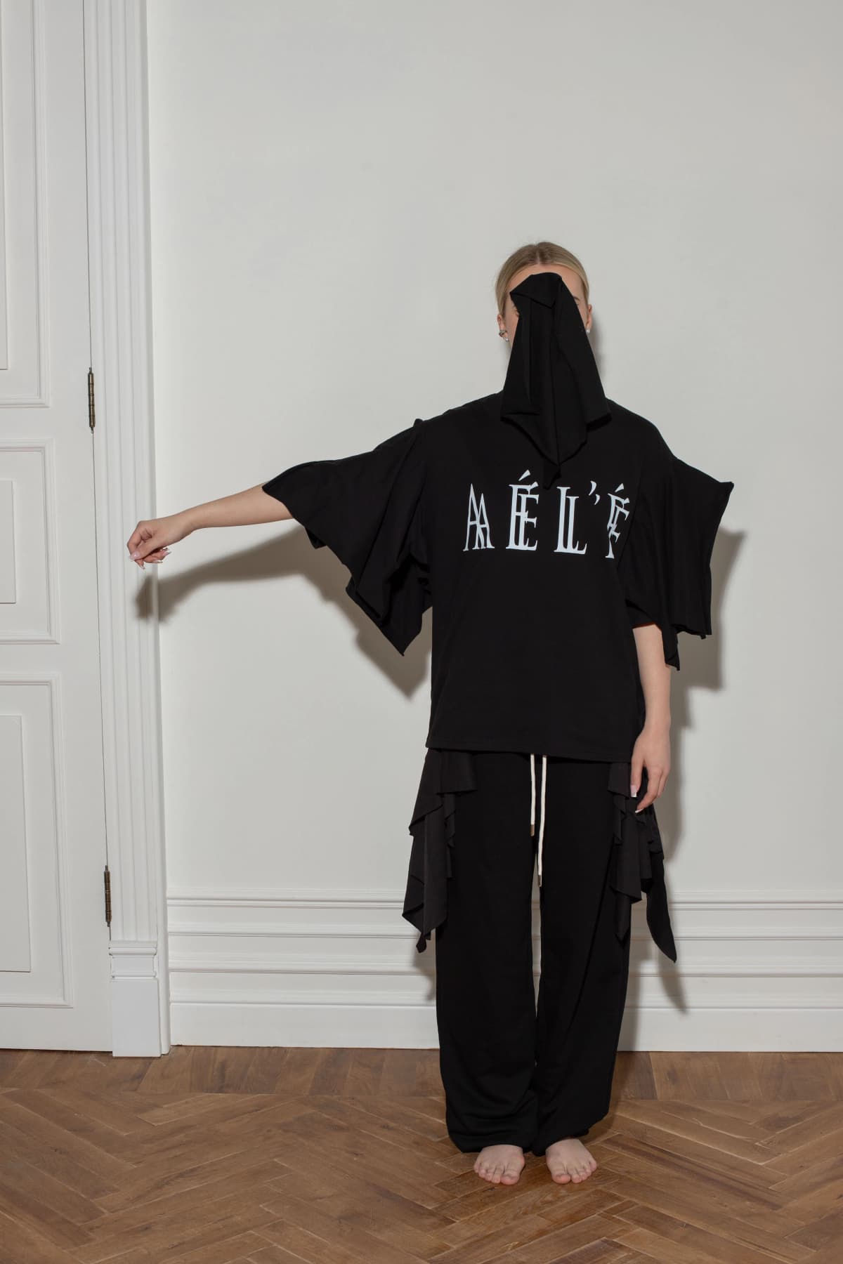 AÉL'É T-shirt 8